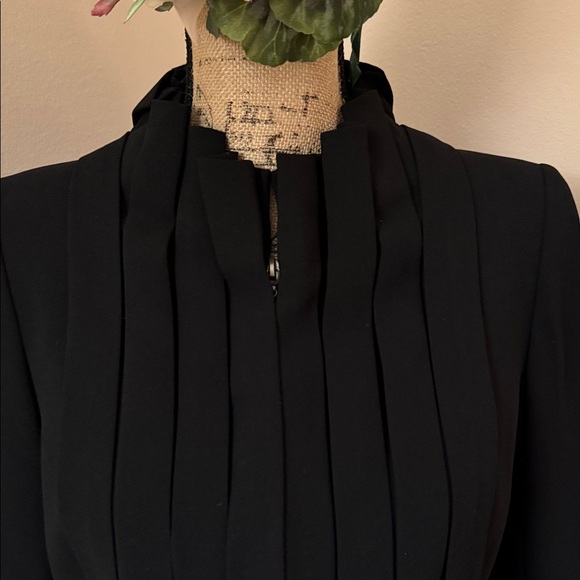 Anne Fontaine Black Pleated Blazer - Picture 3 of 12